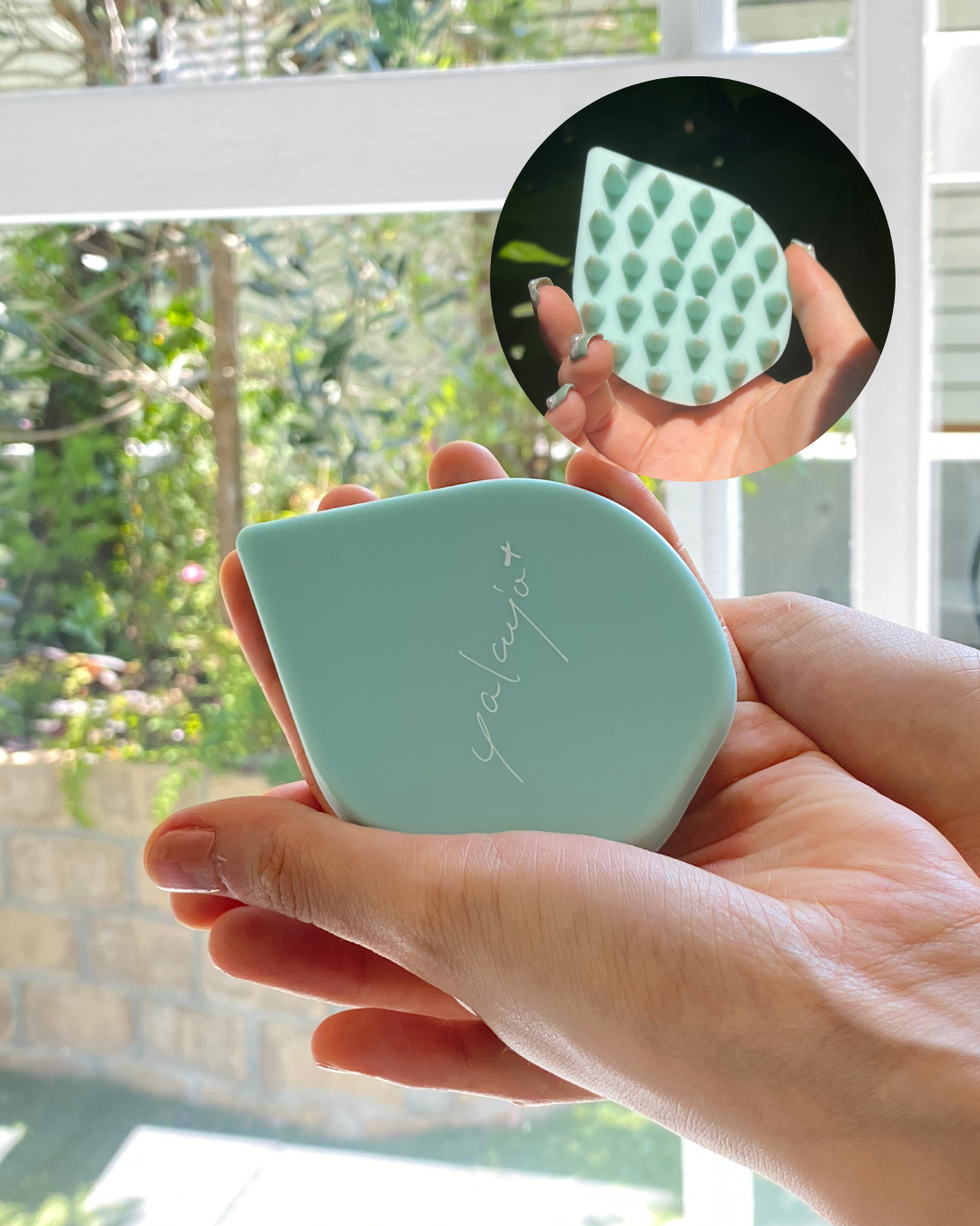 ヤクジョスキャルプブラシツルギ