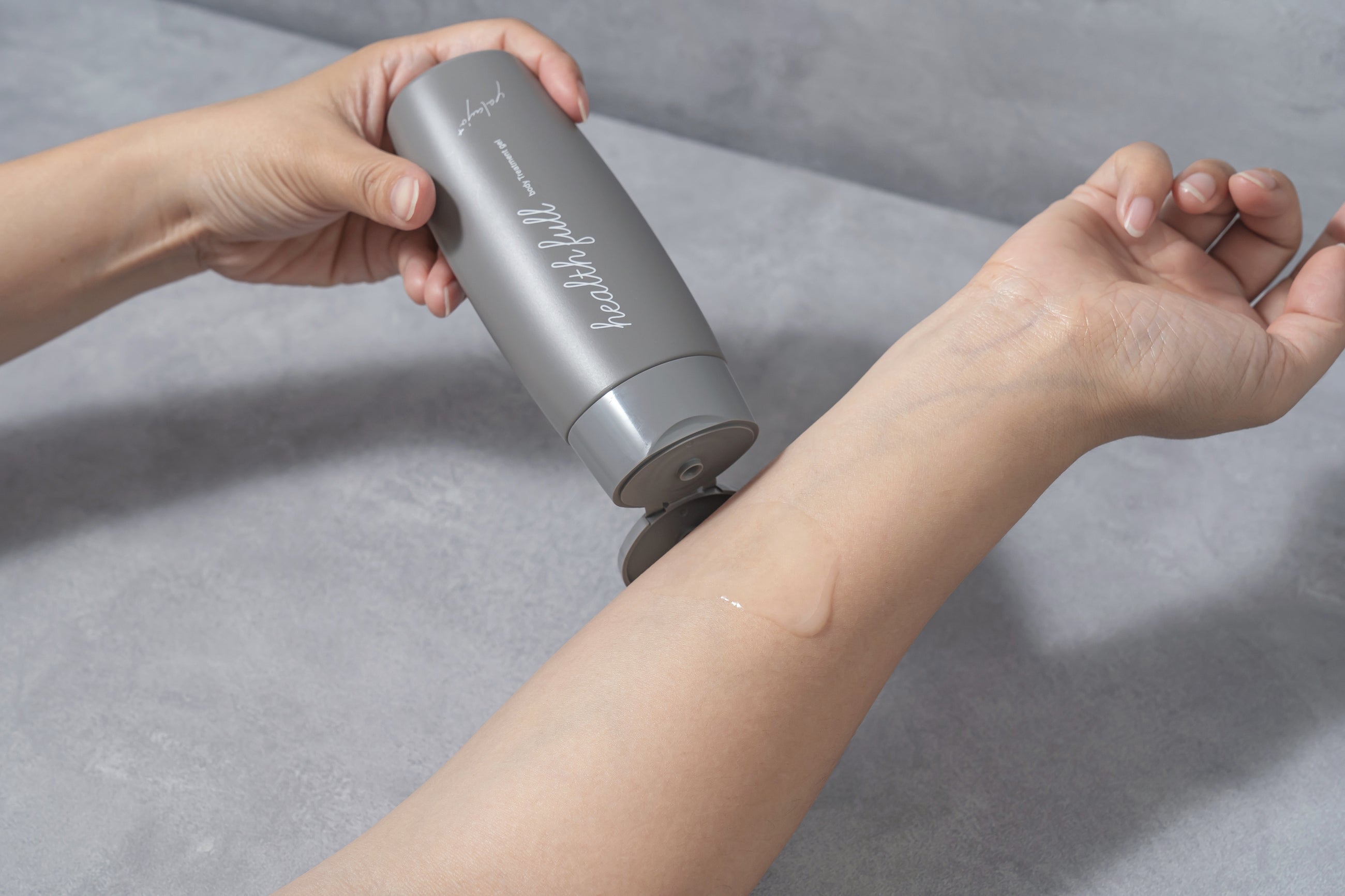 ヤクジョボディトリートメントジェル